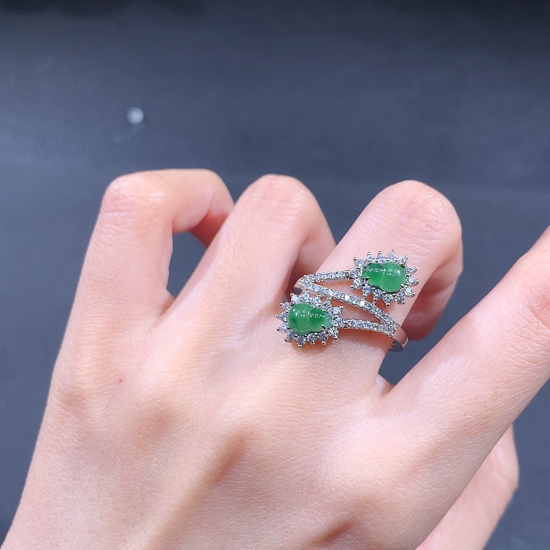 未镶嵌戒指翡翠翡翠