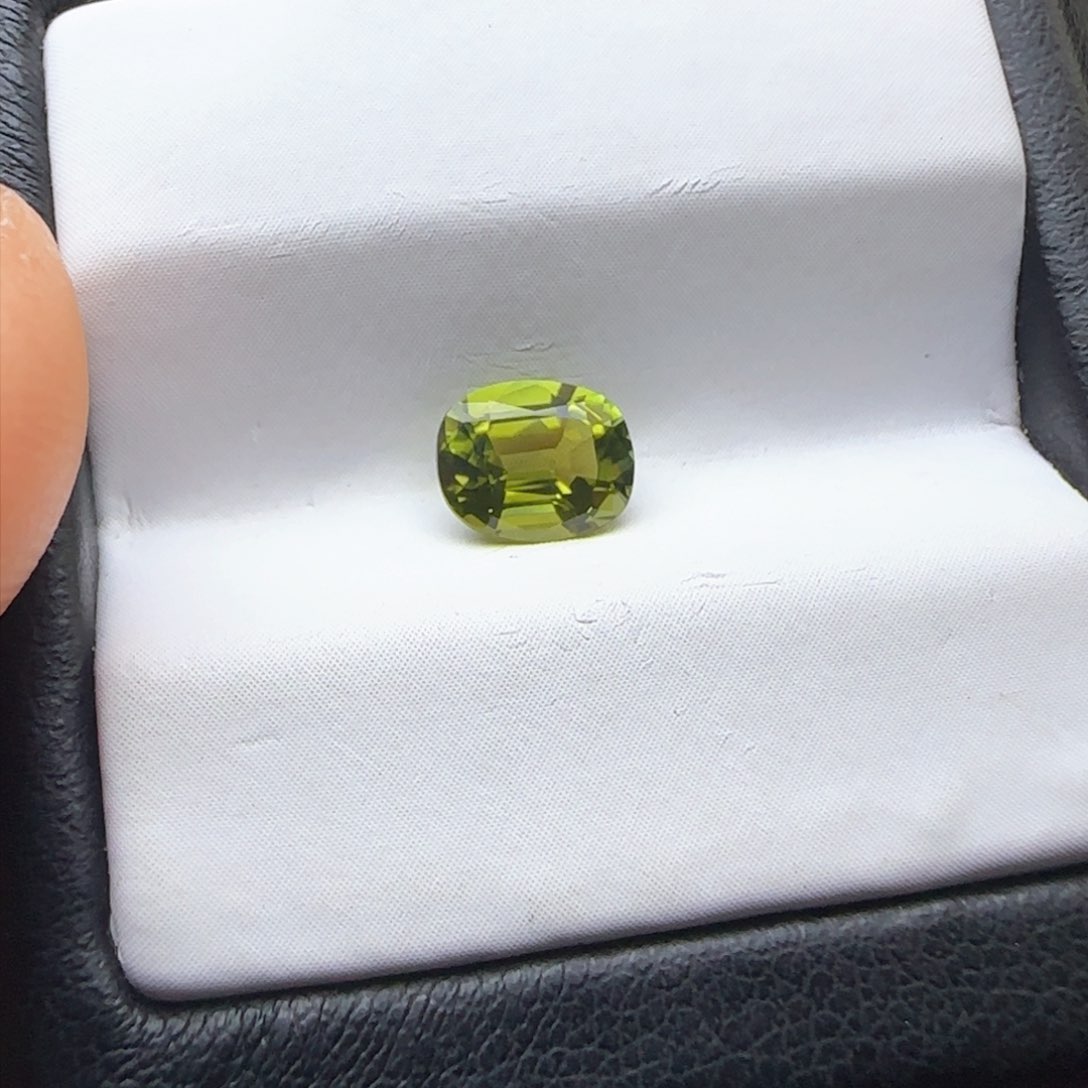 碧玺珠宝半成品未镶嵌天然0.91克拉