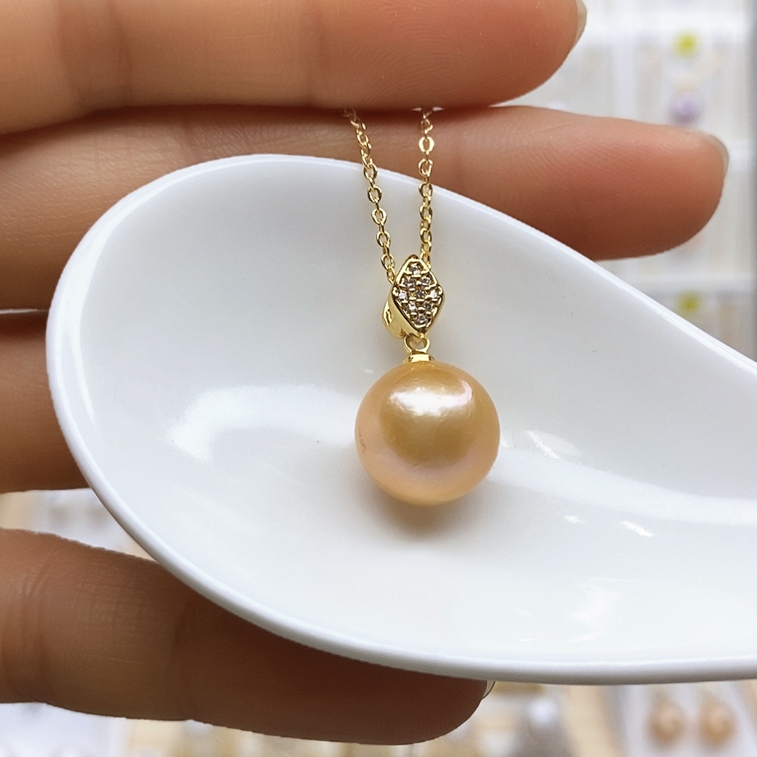 淡水珍珠颈饰合金