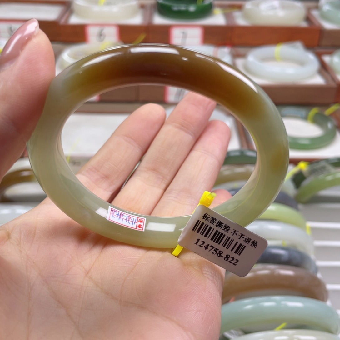 【闪购商品】和田玉手镯未镶嵌