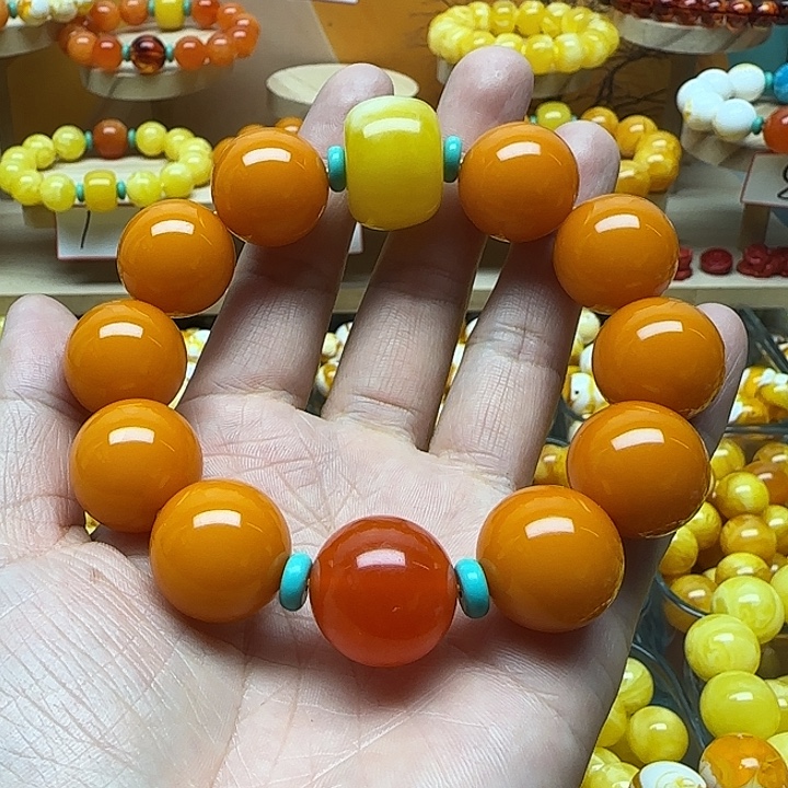 余***部非金属素圈一条搭配的