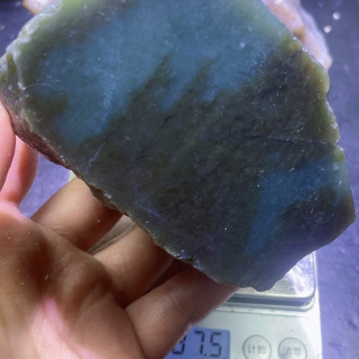 和田玉未镶嵌珠宝半成品