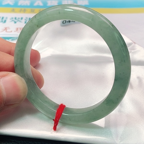 翡翠手镯未镶嵌0441号