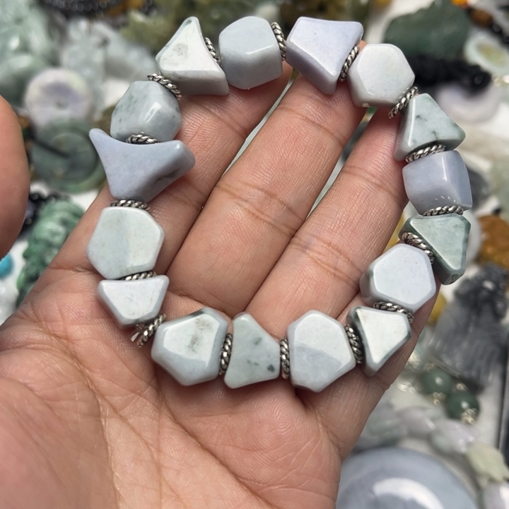 翡翠未镶嵌吊坠(不含链)9298