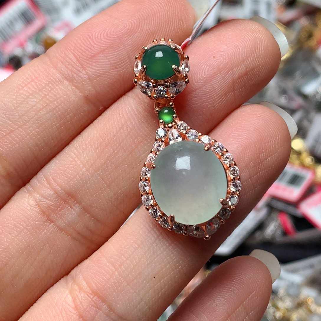 翡翠戒指银S925镶嵌天然翡翠戒指