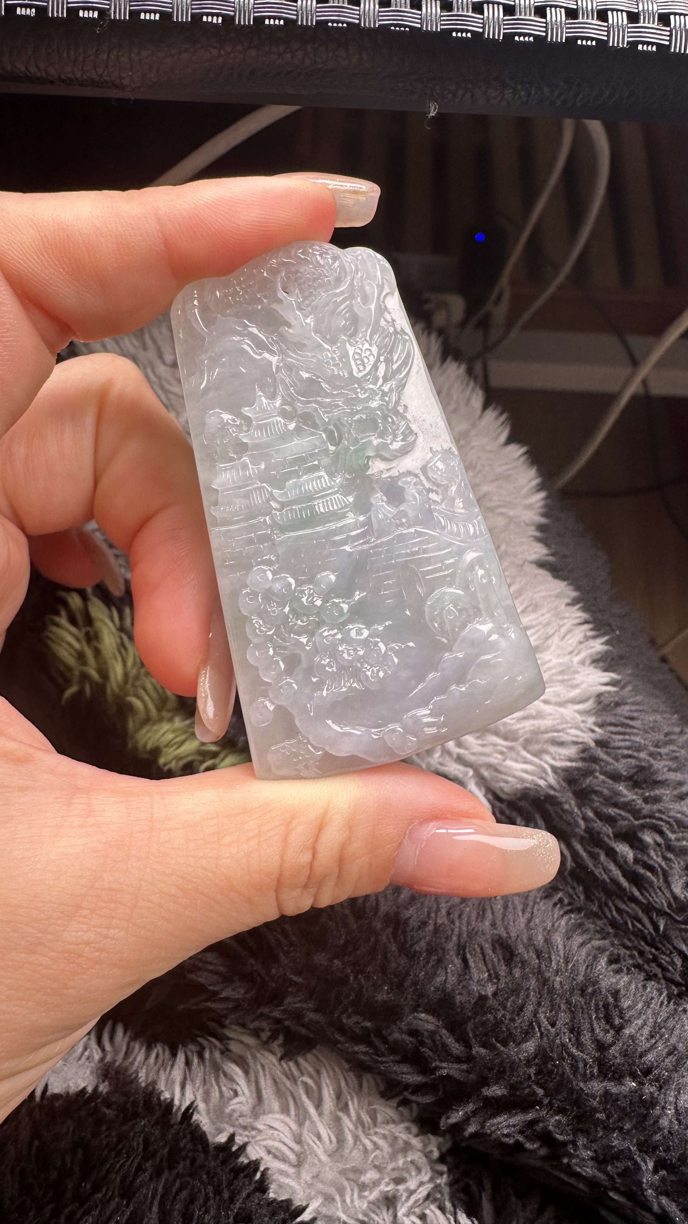 天然缅甸翡翠A货御龙山水牌