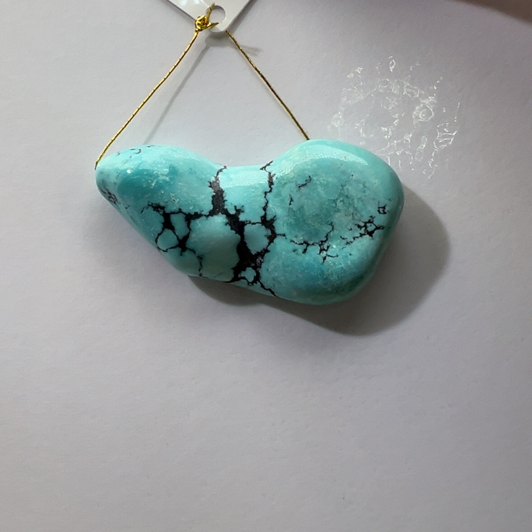 绿松石未镶嵌挂件