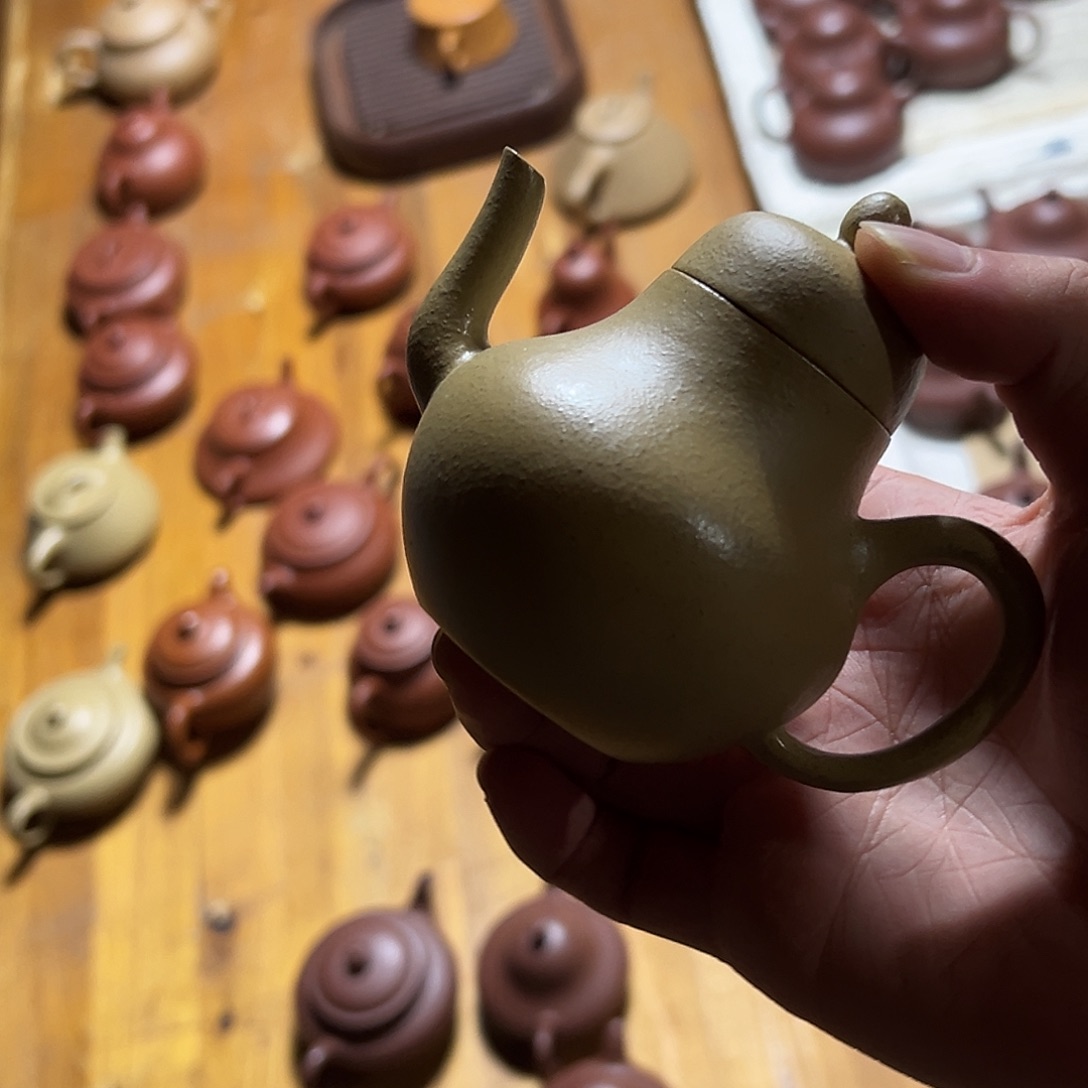 茶壶紫砂紫砂的味道真的