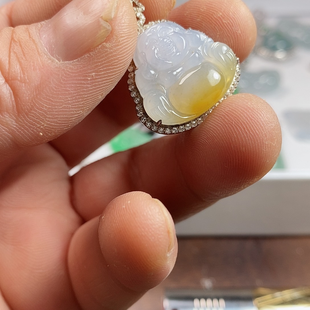 颈饰银S925镶嵌翡翠佛公