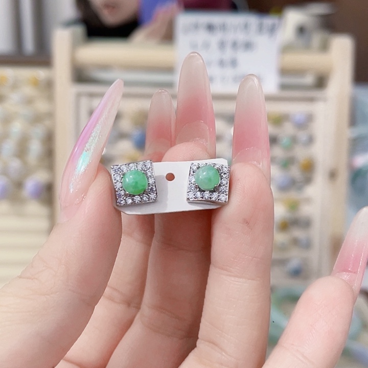 翡翠未镶嵌颈饰天然翡翠Ａ货
