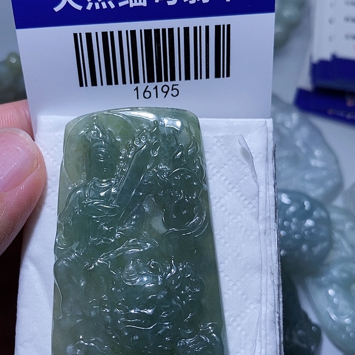 翡翠未镶嵌颈饰天光墟翡翠市场现金代购