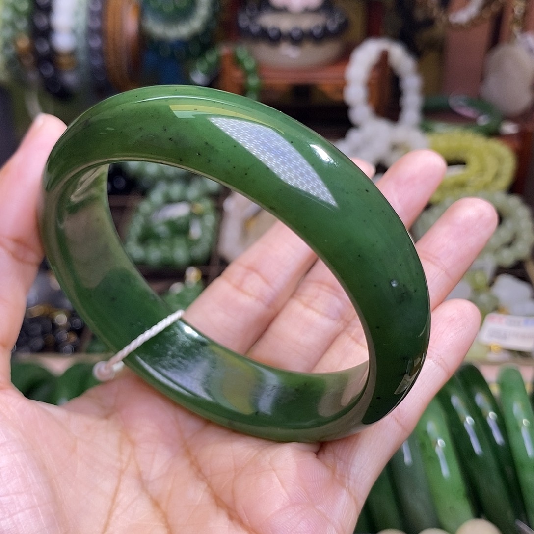 和田玉未镶嵌颈饰59 碧玉脂膏轮胎手镯清货价