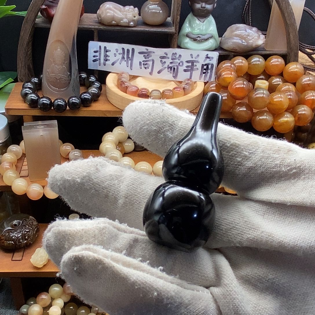 布艺非金属6.3cm非洲黑水牛角手把件吊坠