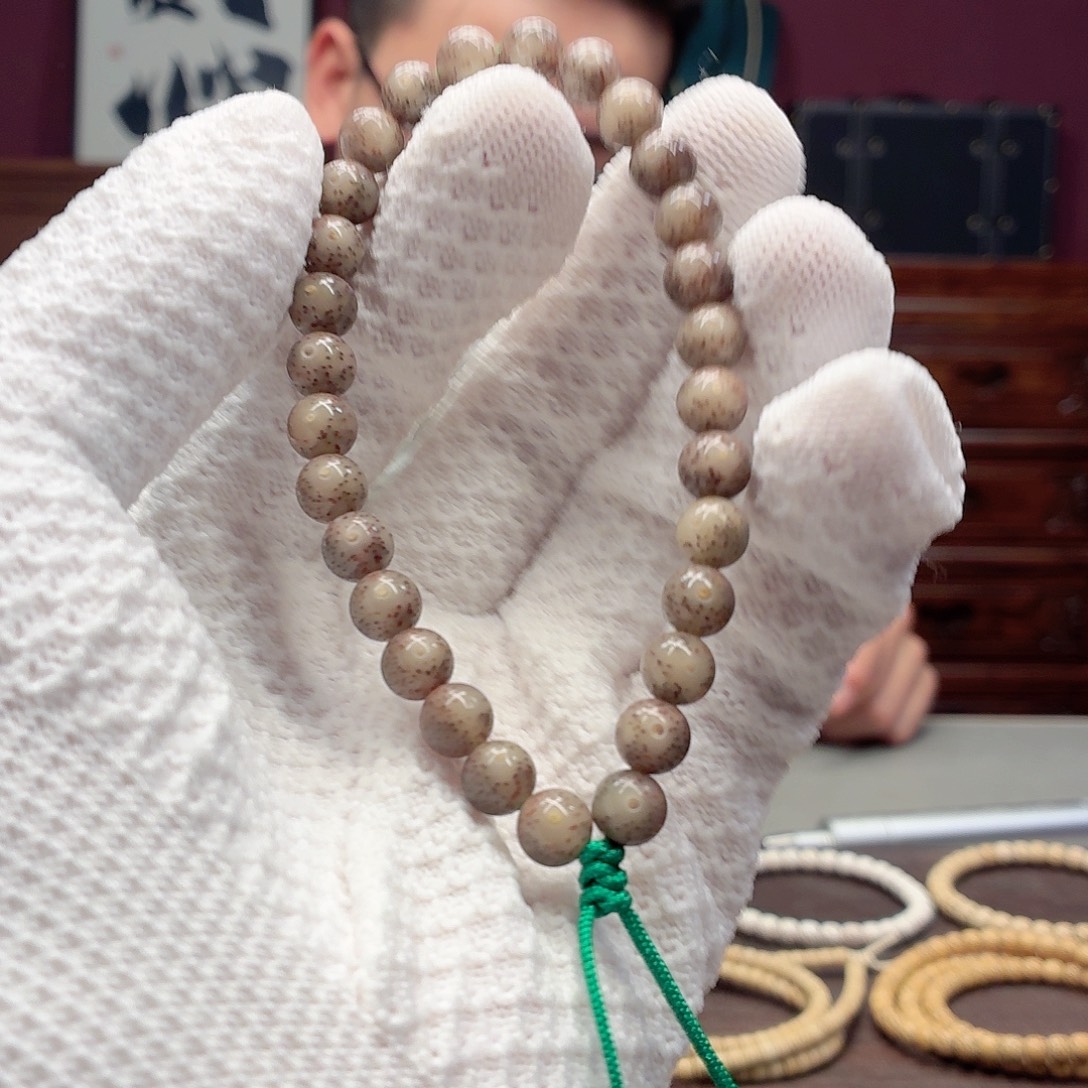 手串星月菩提8左右圆珠糖豆，A02号