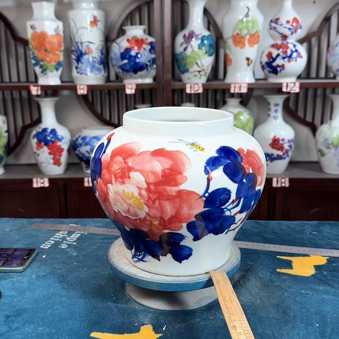 摆件景德镇陶瓷大口红牡