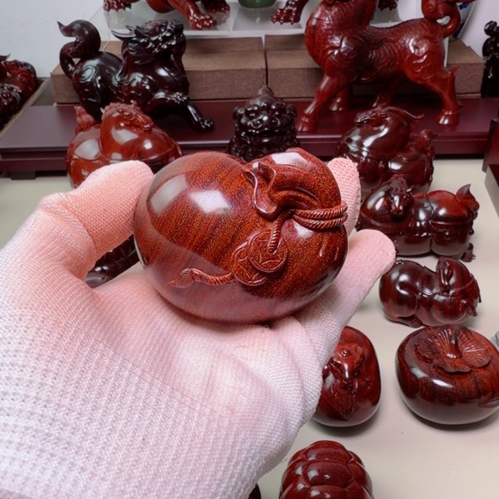 昊***哥檀香紫檀（小叶紫檀）