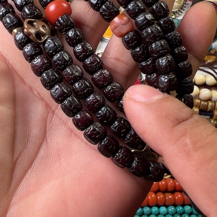 云***月大叶紫檀（黑酸枝木类）