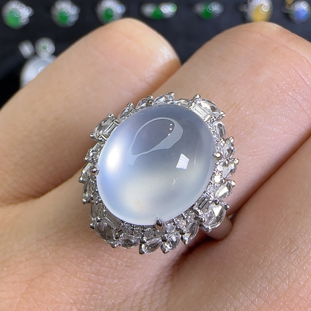 颈饰18K金镶嵌翡翠天然翡翠