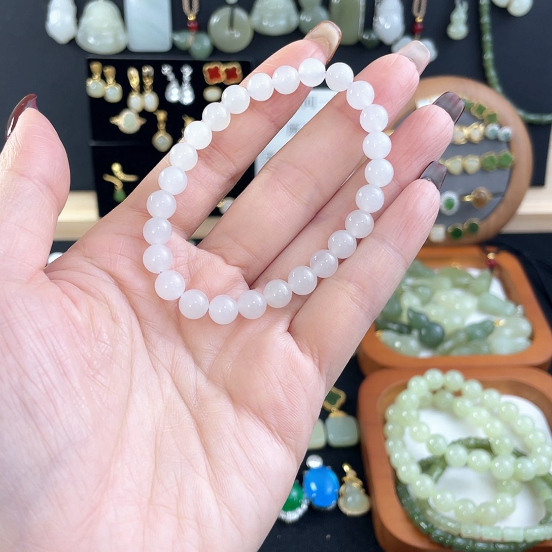 和田玉（糖玉）挂件未镶嵌