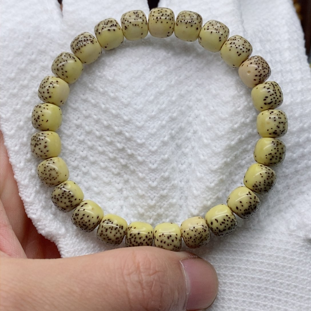 星月菩提手串9x8 灰背河豚