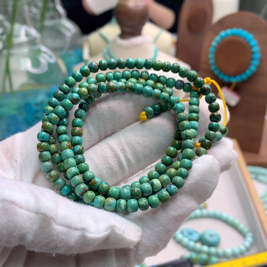 绿松石未镶嵌饰品