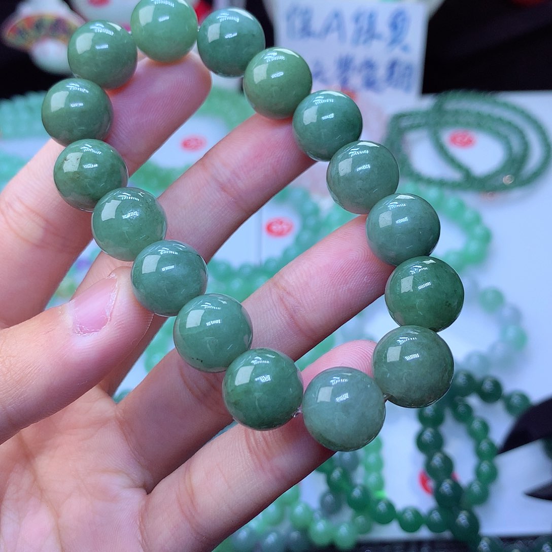 翡翠毛衣链未镶嵌