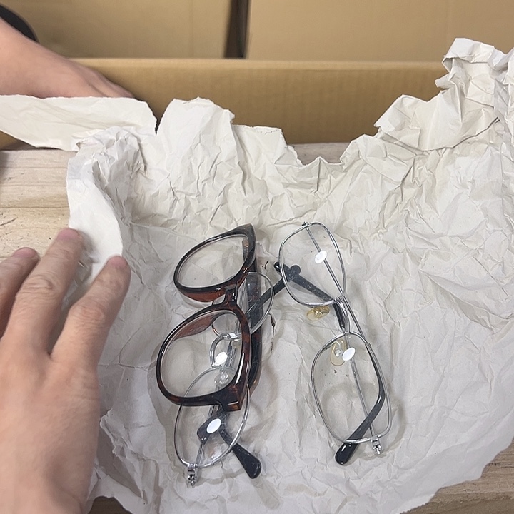 ****叔你在干嘛呢我在洗衣服呢