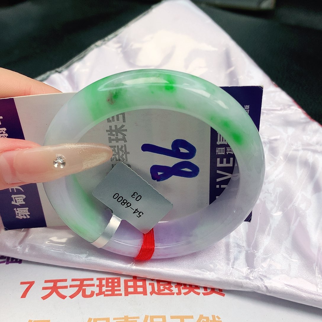 翡翠手镯未镶嵌缅甸天然a货翡翠手镯