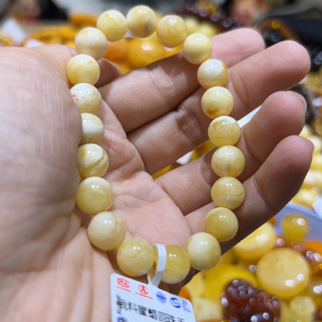 琥珀珠宝奇石未镶嵌