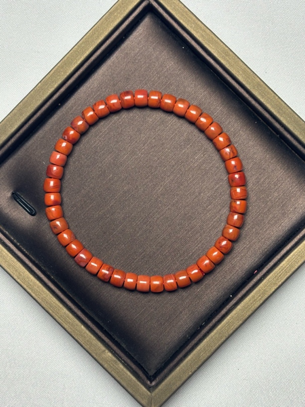 A773 南红玛瑙药片手串5mm