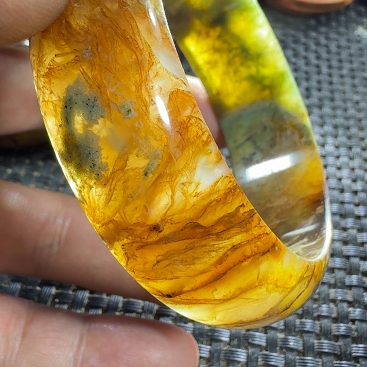 玫***韵玛瑙/玉髓未镶嵌颈饰