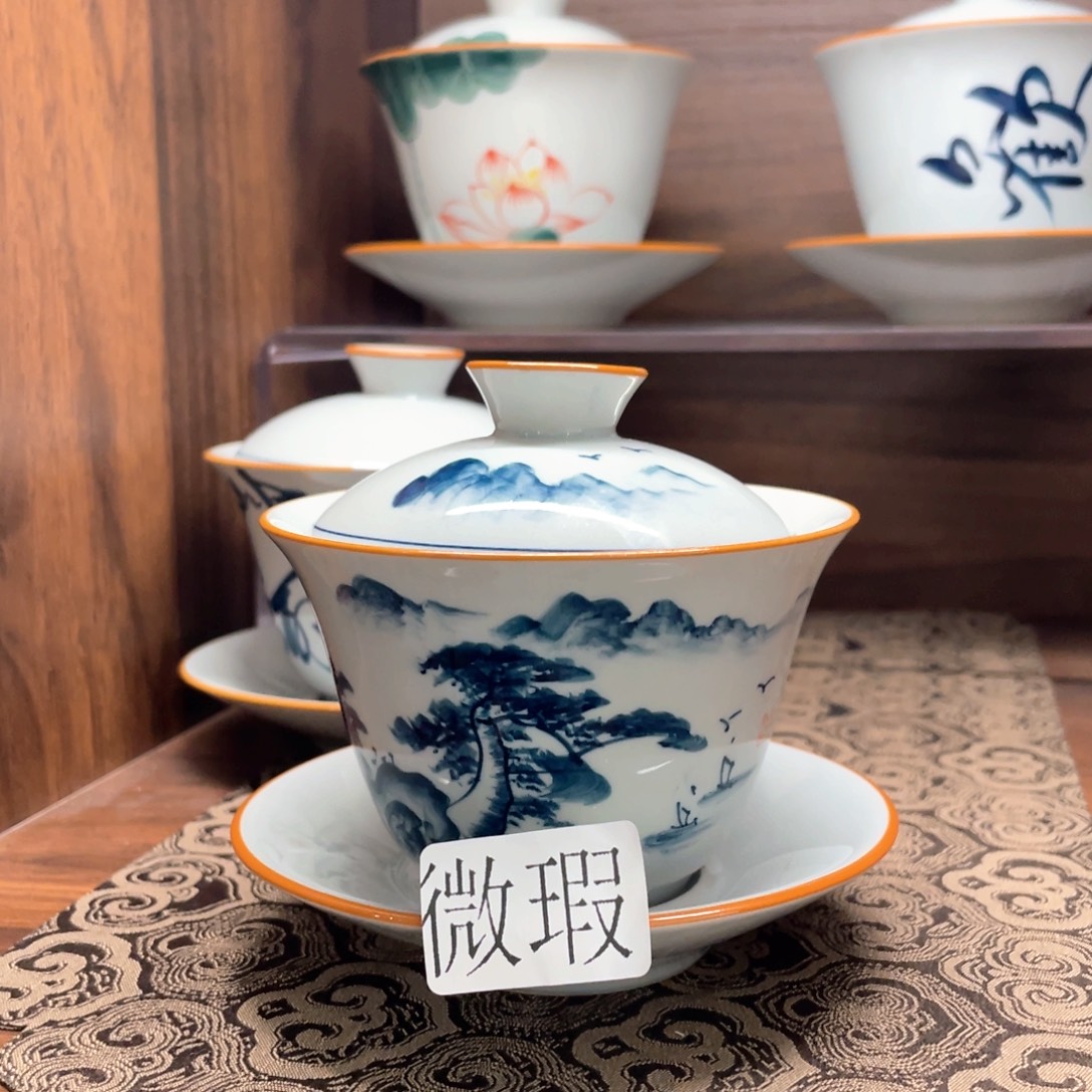 釉下手绘茶具微瑕