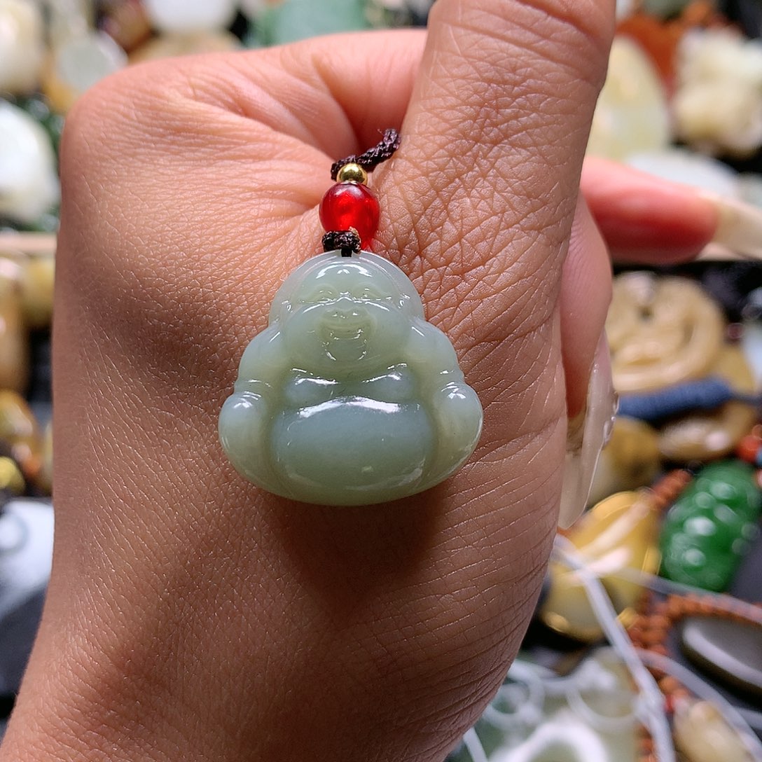 和田玉吊坠未镶嵌