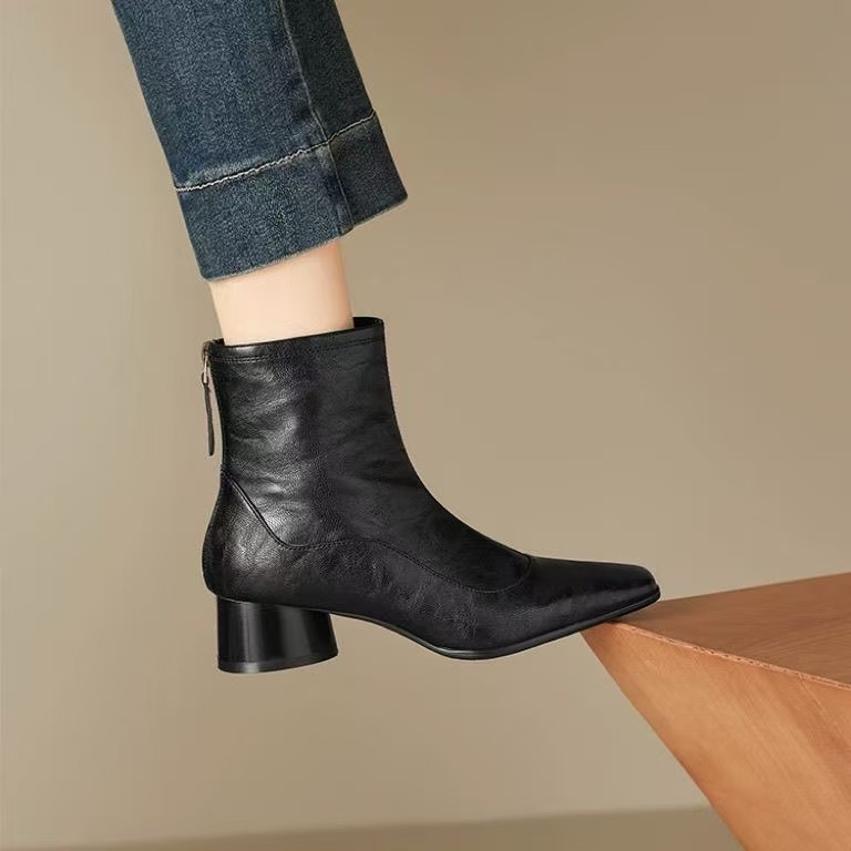 靴子女冬季加绒保暖2025新款棉靴女加厚方防滑百搭真皮短靴女