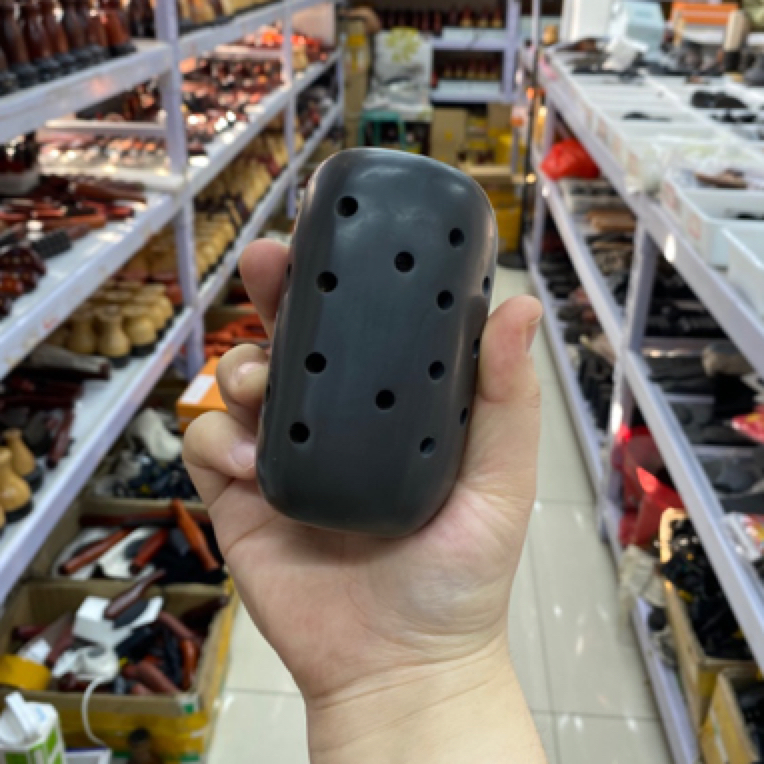 玄黄褐色砭石会阴灸