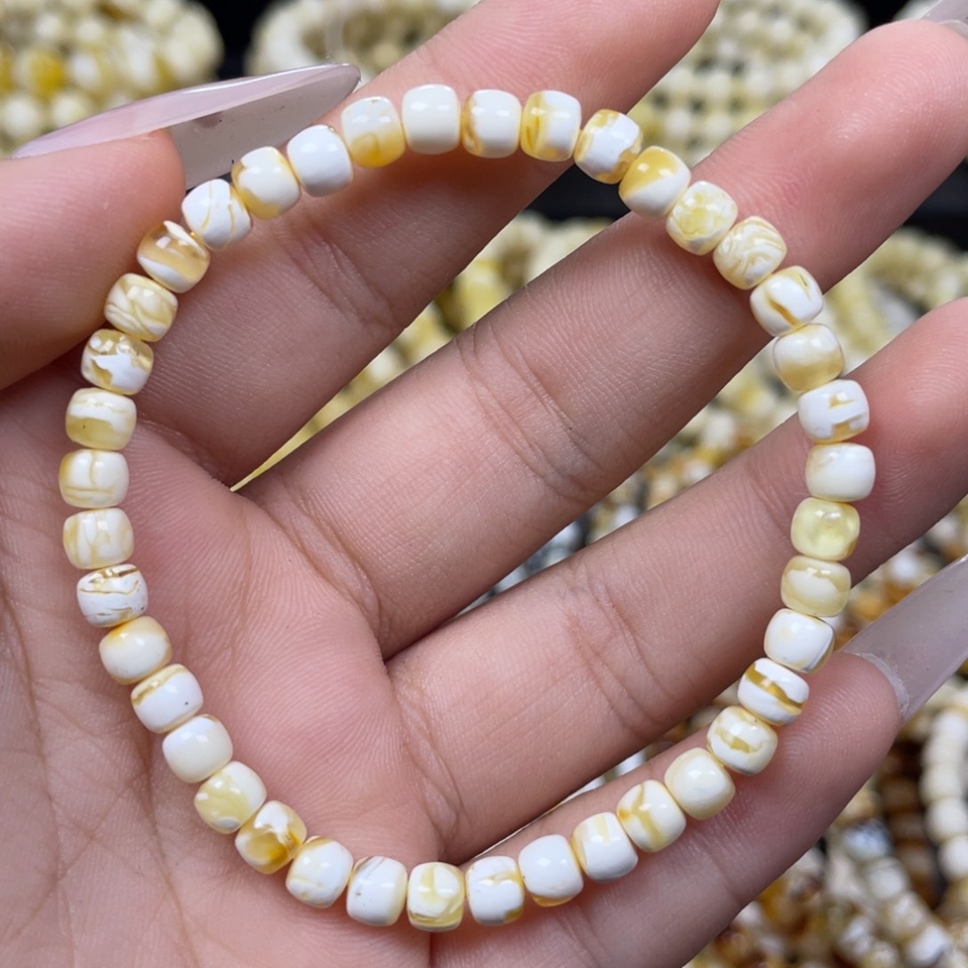 蜜蜡未镶嵌珠宝奇石5.2m