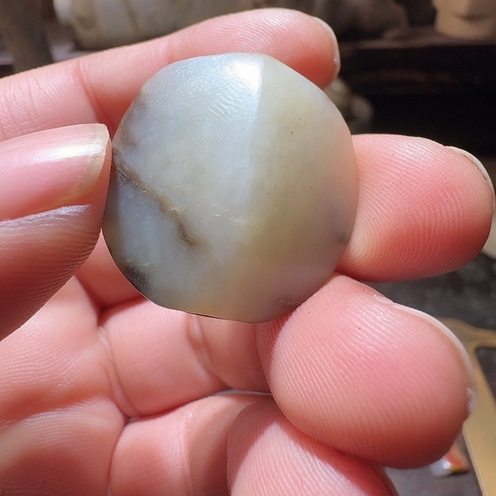 和田玉（糖玉）颈饰未镶嵌强**点