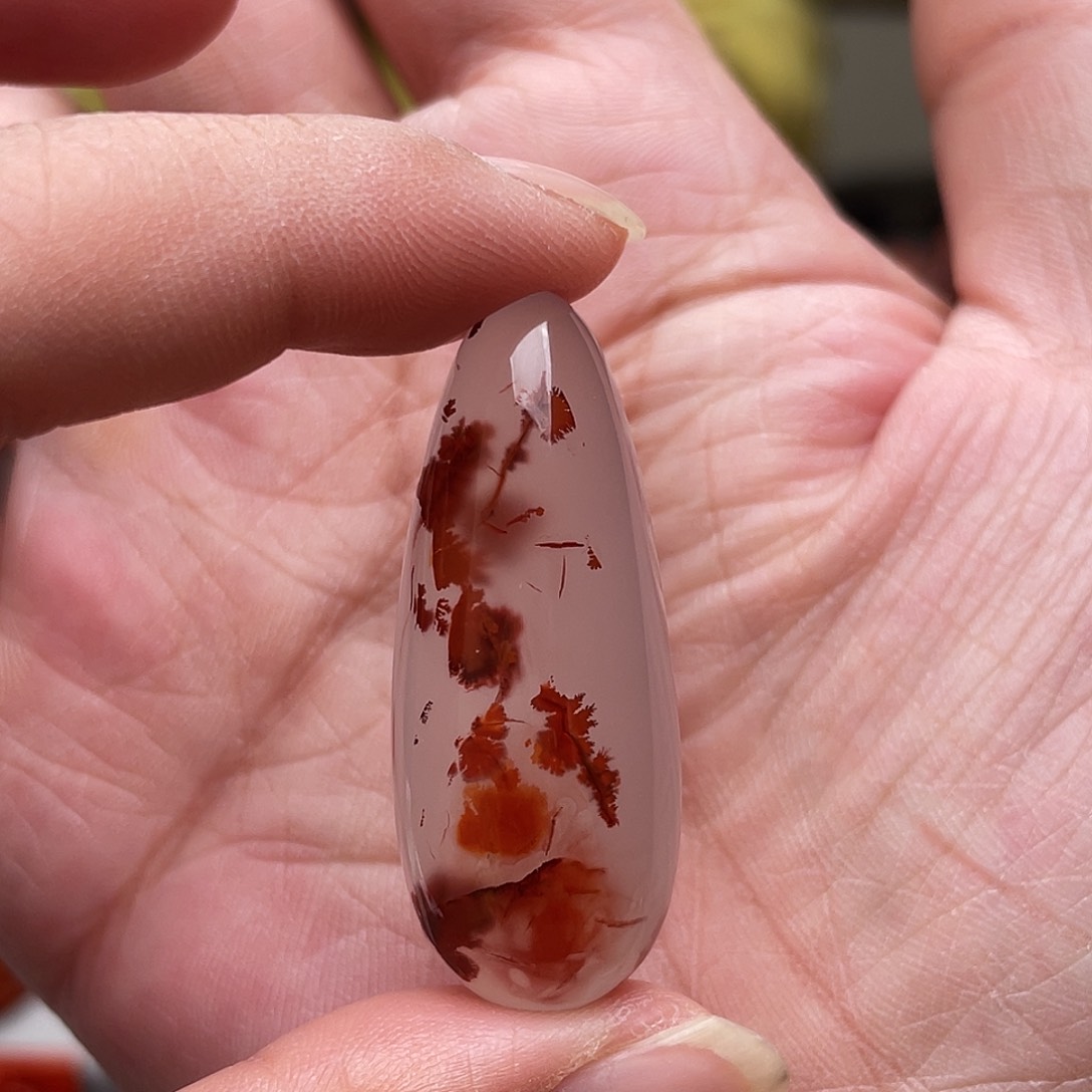 定制南红玛瑙未镶嵌观*