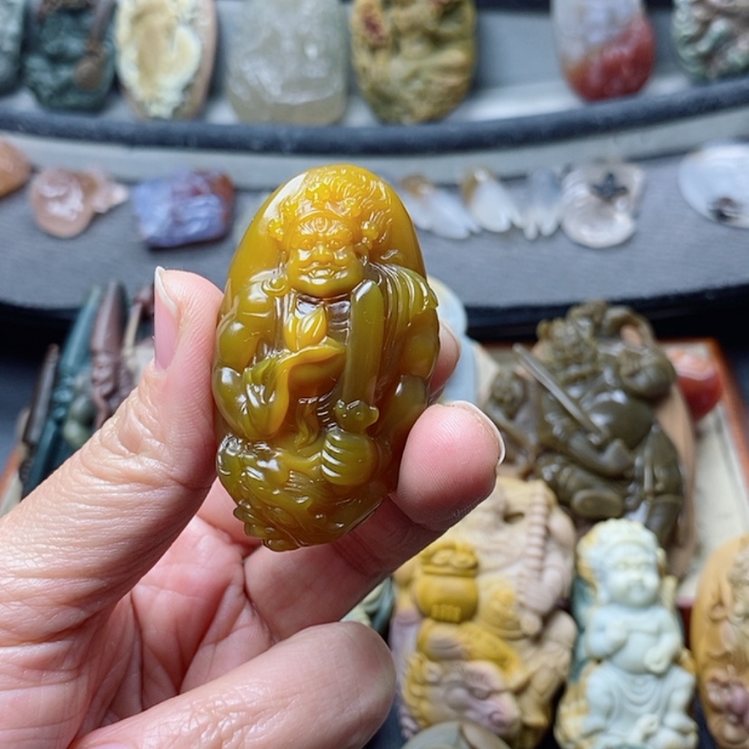 【闪购商品】定制石英质玉吊坠未镶嵌