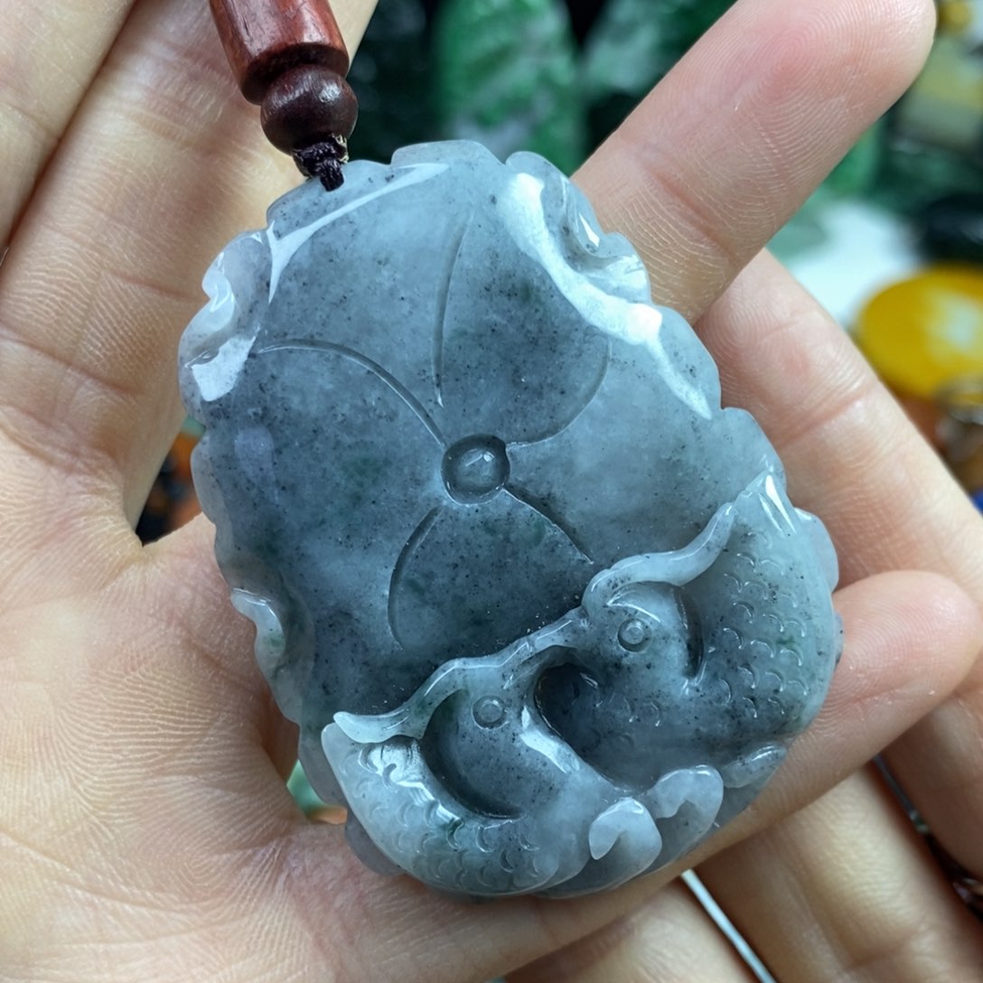 翡翠颈饰未镶嵌吊坠