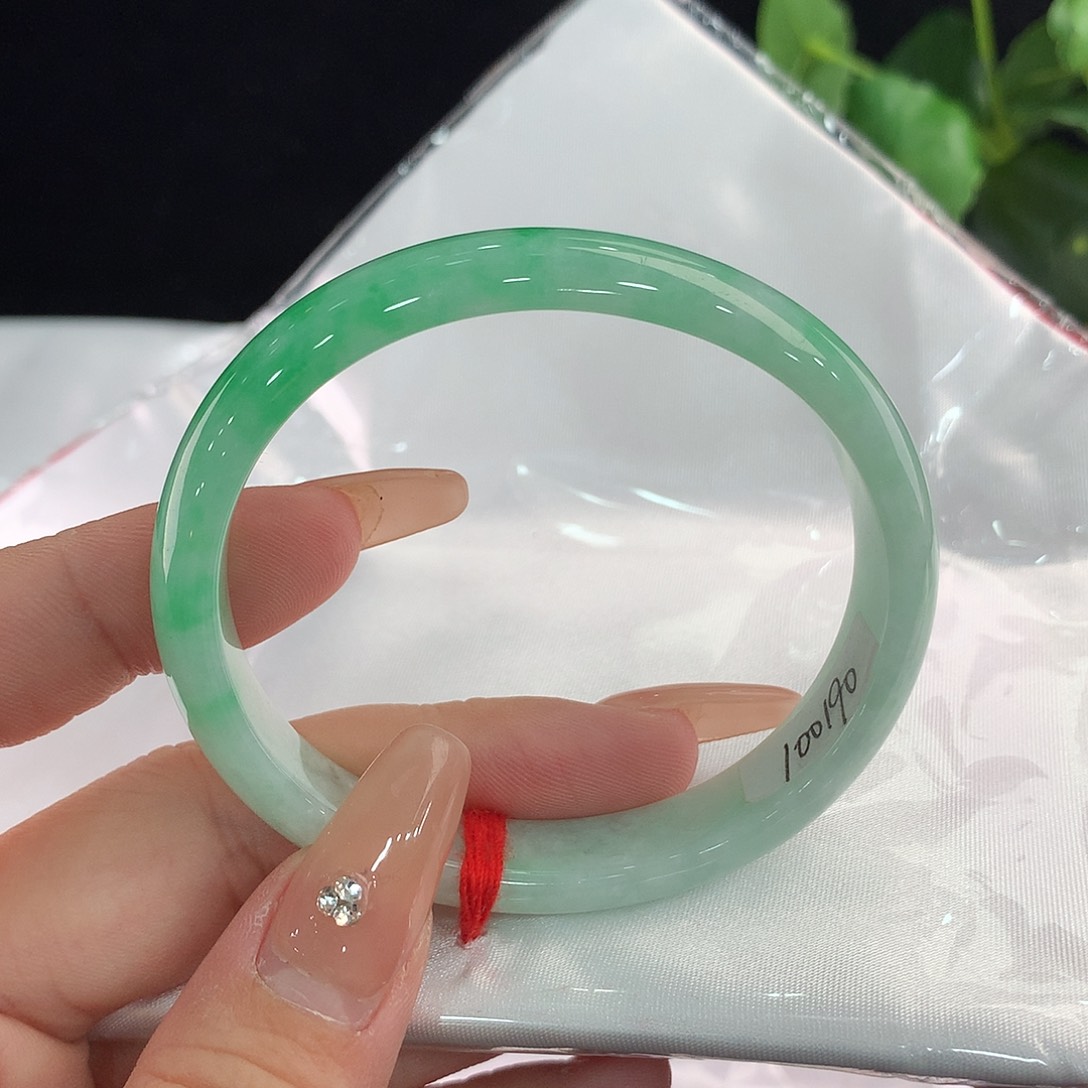 翡翠未镶嵌手镯贵55/56