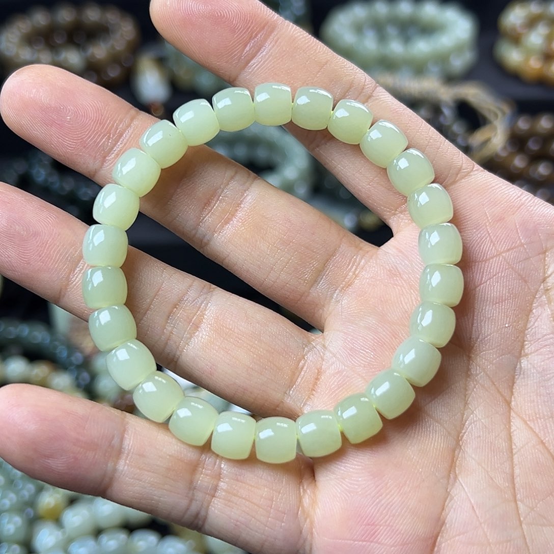 和田玉手链未镶嵌p*新疆若羌黄口卡8直切 油润