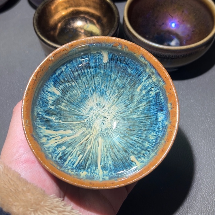 茶盏这个时候才开始准备好