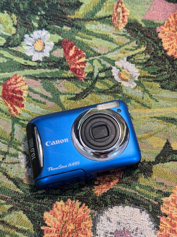 8新 Canon/佳能 a495 蓝色 复古ccd数码相机 用五号电池