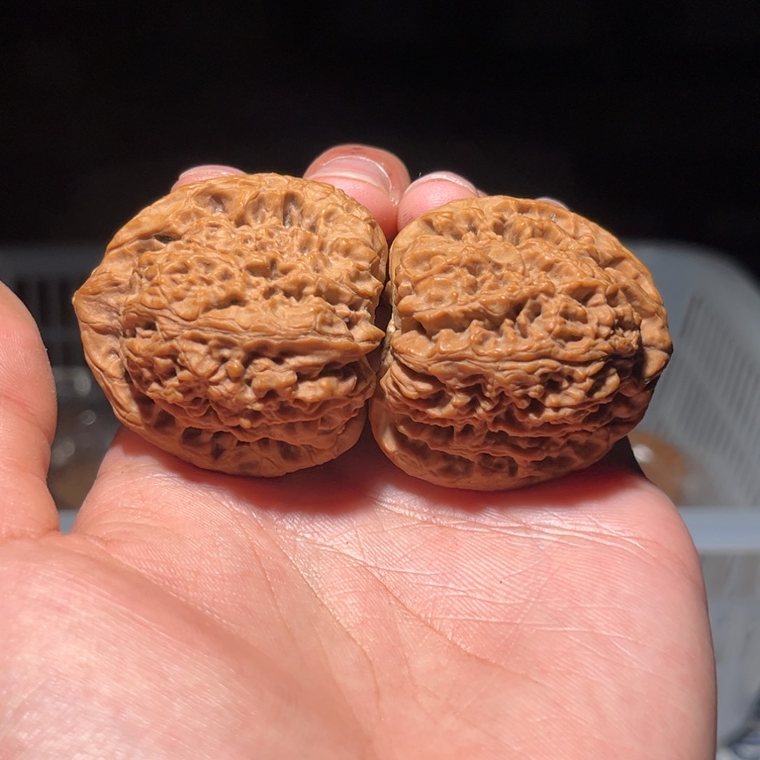 文玩核桃吊坠039南疆40全品