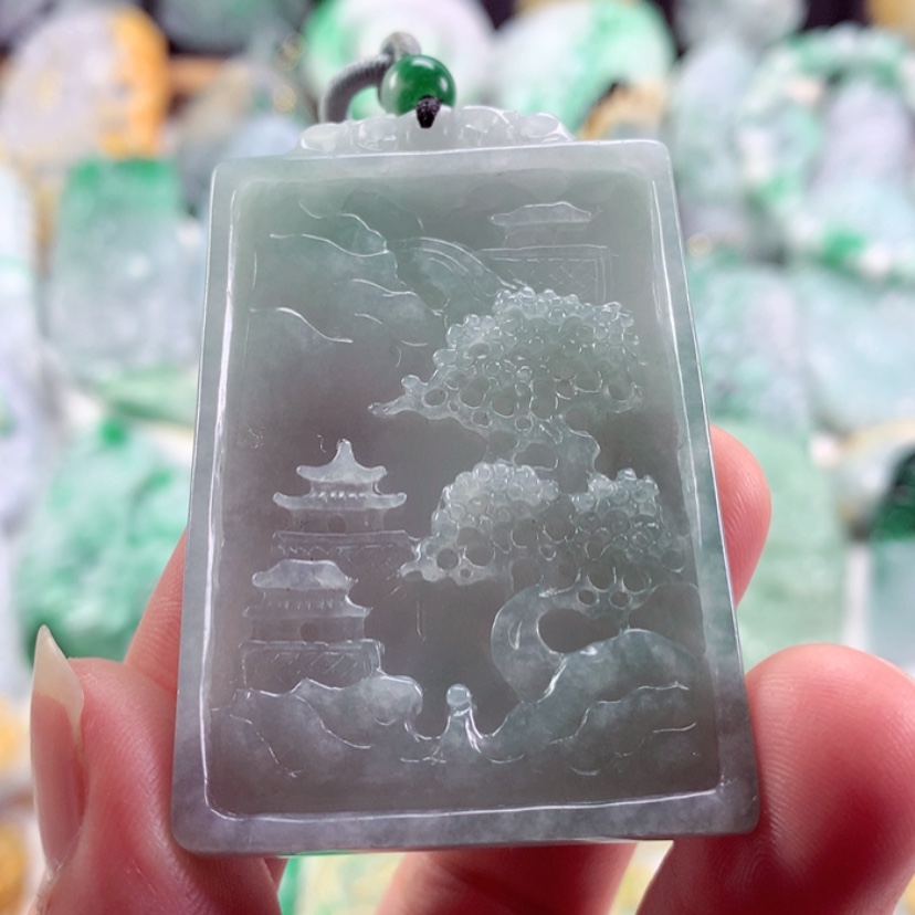 【闪购商品】翡翠吊坠(不含链)未镶嵌