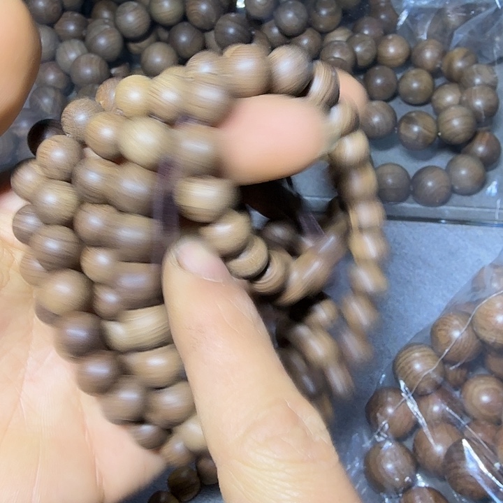檀香木其他焦糖的。