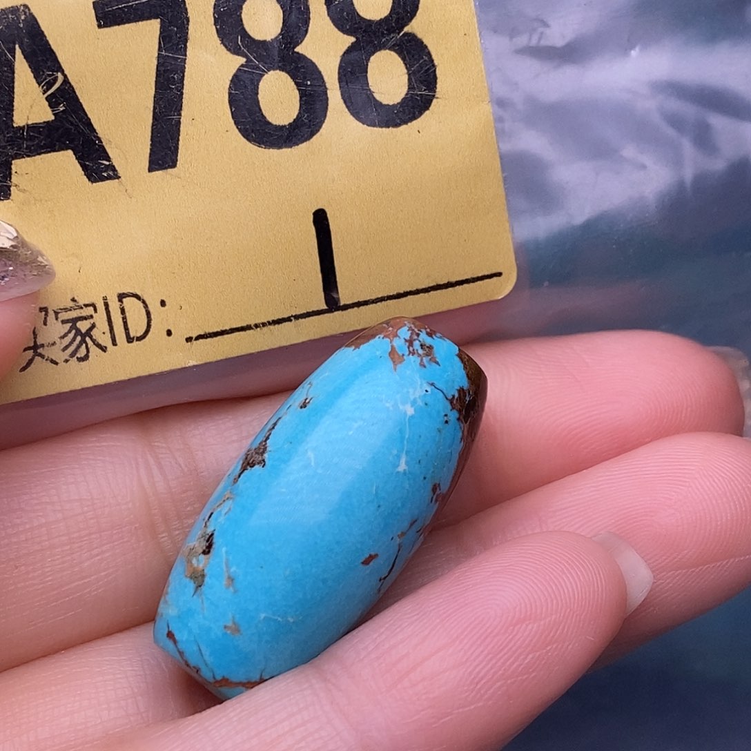十堰原生态绿石头特色手工配饰