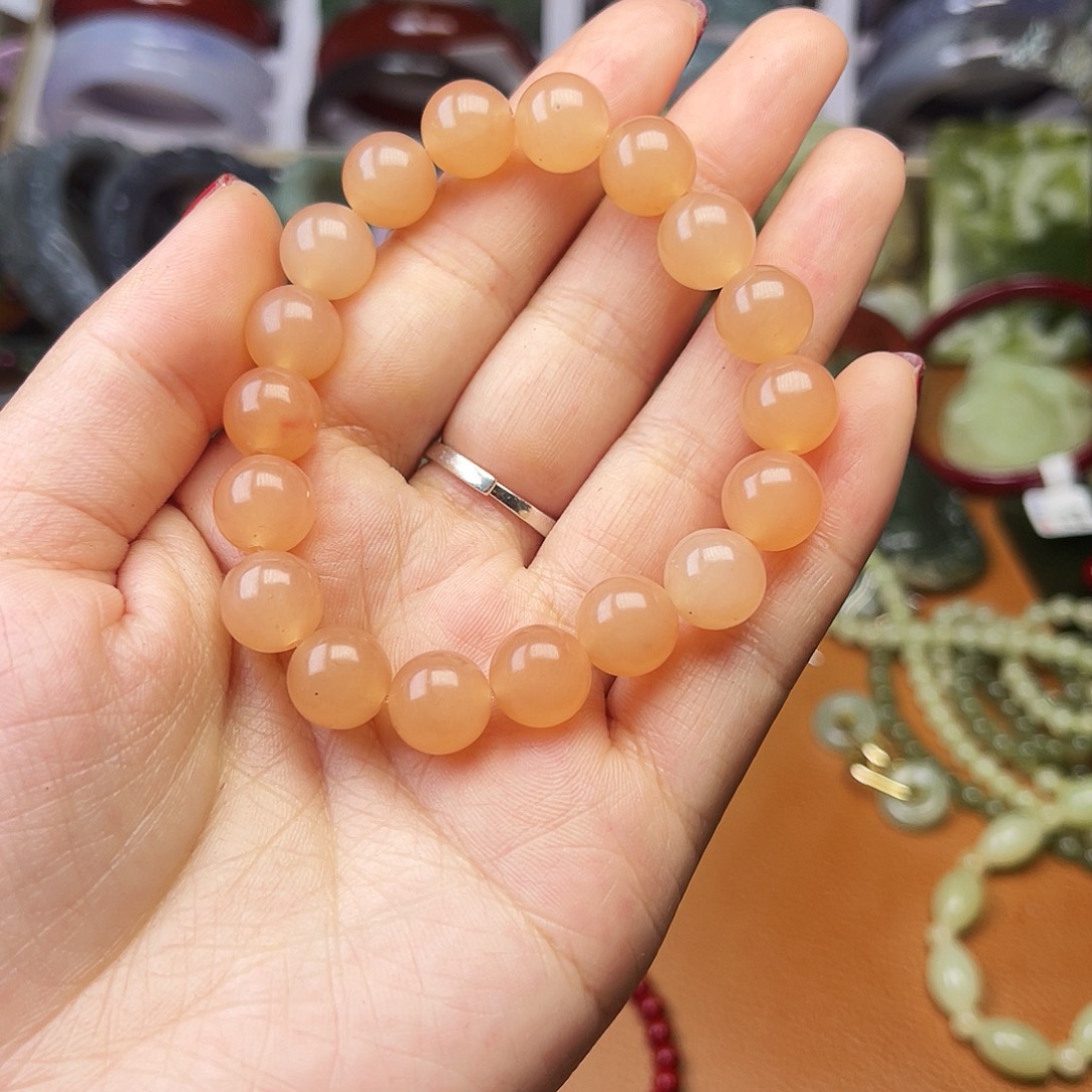 和田玉（糖玉）未镶嵌颈饰