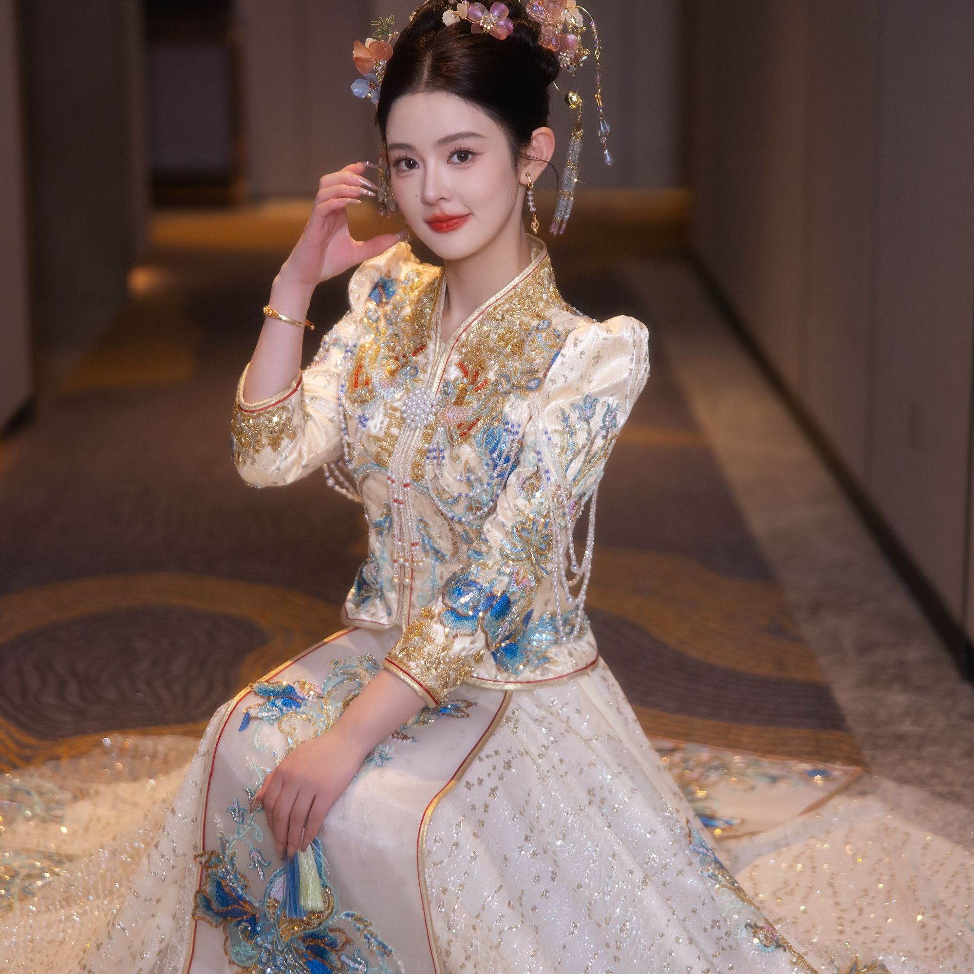 2025新款浅色重工秀禾服新娘结婚香槟色敬酒服复古中式婚纱礼服女